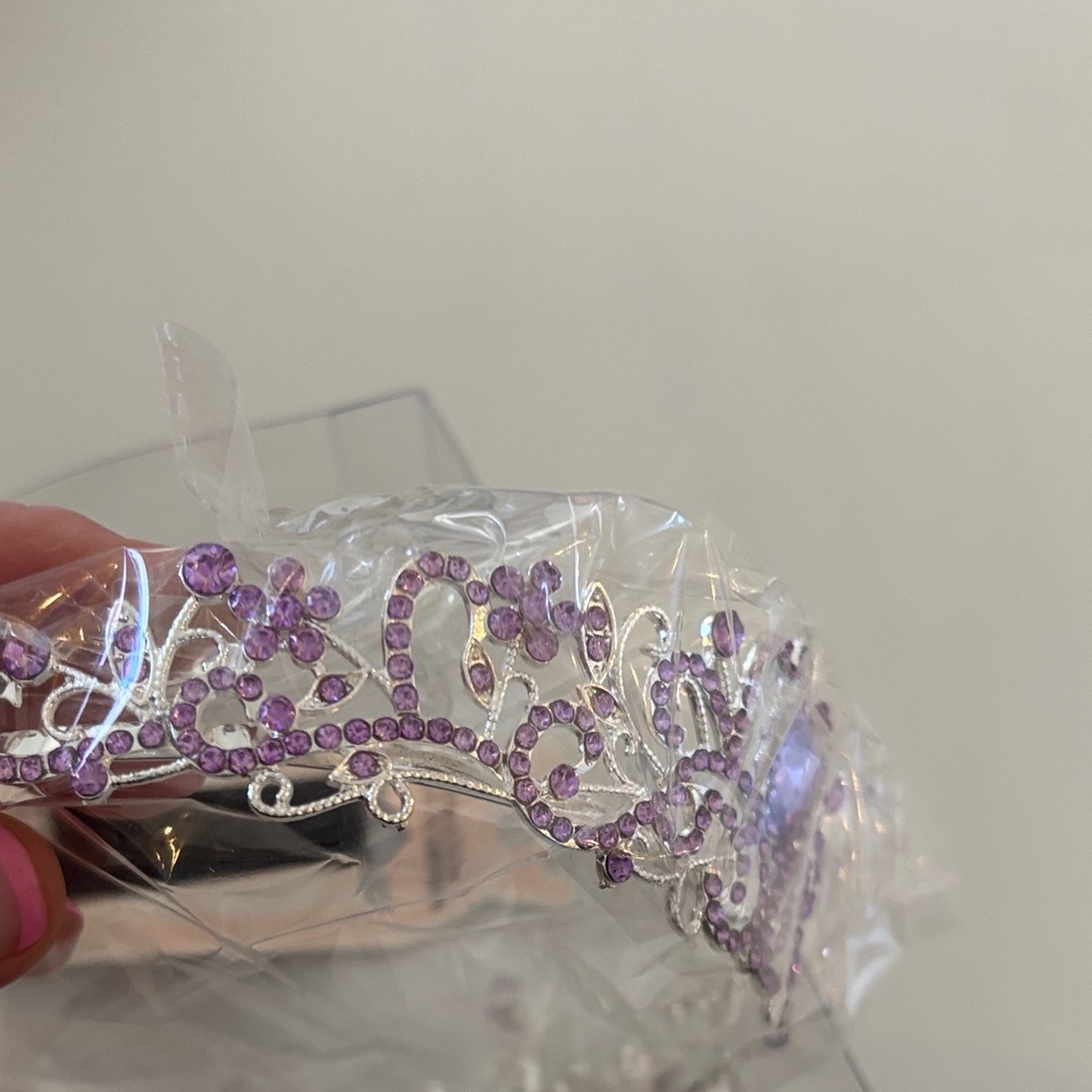 Elegant Purple Tiara Hair Accessory - Picture 2 of 9